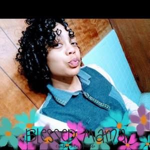 Meet your Posher, Caitlain